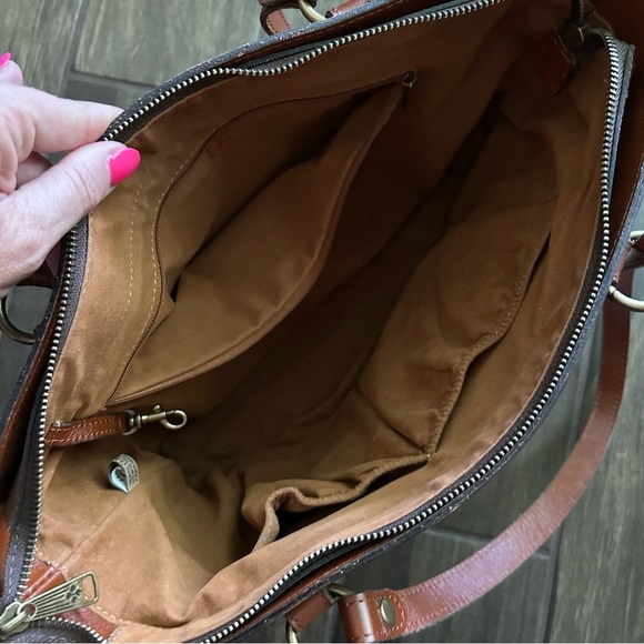 Patricia Nash Alessano Leather Shoulder Bag in Dark Tan - Picture 12 of 12